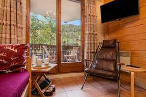 TV - Résidence Le Château - D86, Les Houches (Chamonix), France (Les Houches (Chamonix))