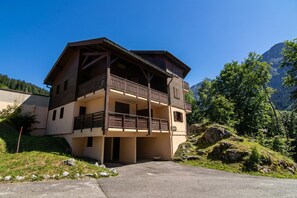 Exterior - Résidence Le Château - D86, Les Houches (Chamonix), France (Les Houches (Chamonix))