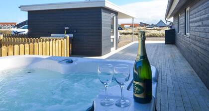 Amazing home in Thisted with sauna