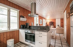 Réfrigérateur, plaque de cuisson, lave-vaisselle, cafetière/bouilloire