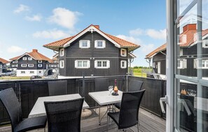 Outdoor dining - 3 bedroom nice apartment in Bogense (Bogense)