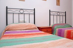 1 Schlafzimmer, Bügeleisen/Bügelbrett, Bettwäsche