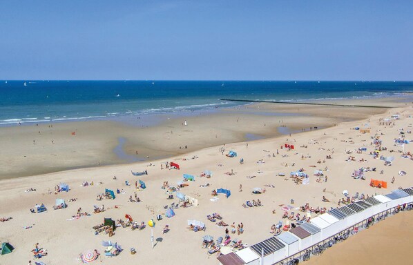 Plage à proximité, pêche sur place