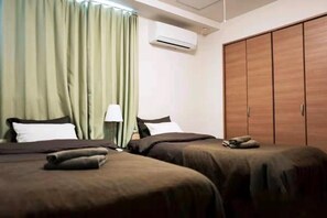 Quarto casal conforto | Individualmente decorados, individualmente mobiliados, escrivaninha