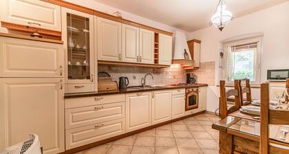Amazing home in Stanjel with kitchen