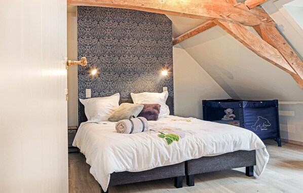 4 Schlafzimmer, Reisekinderbett, kostenloses WLAN