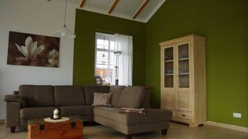 Télévision, cheminée