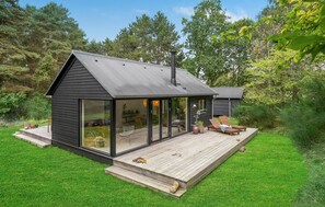 Exterior - Stunning home in Fårevejle with kitchen (Fårevejle)
