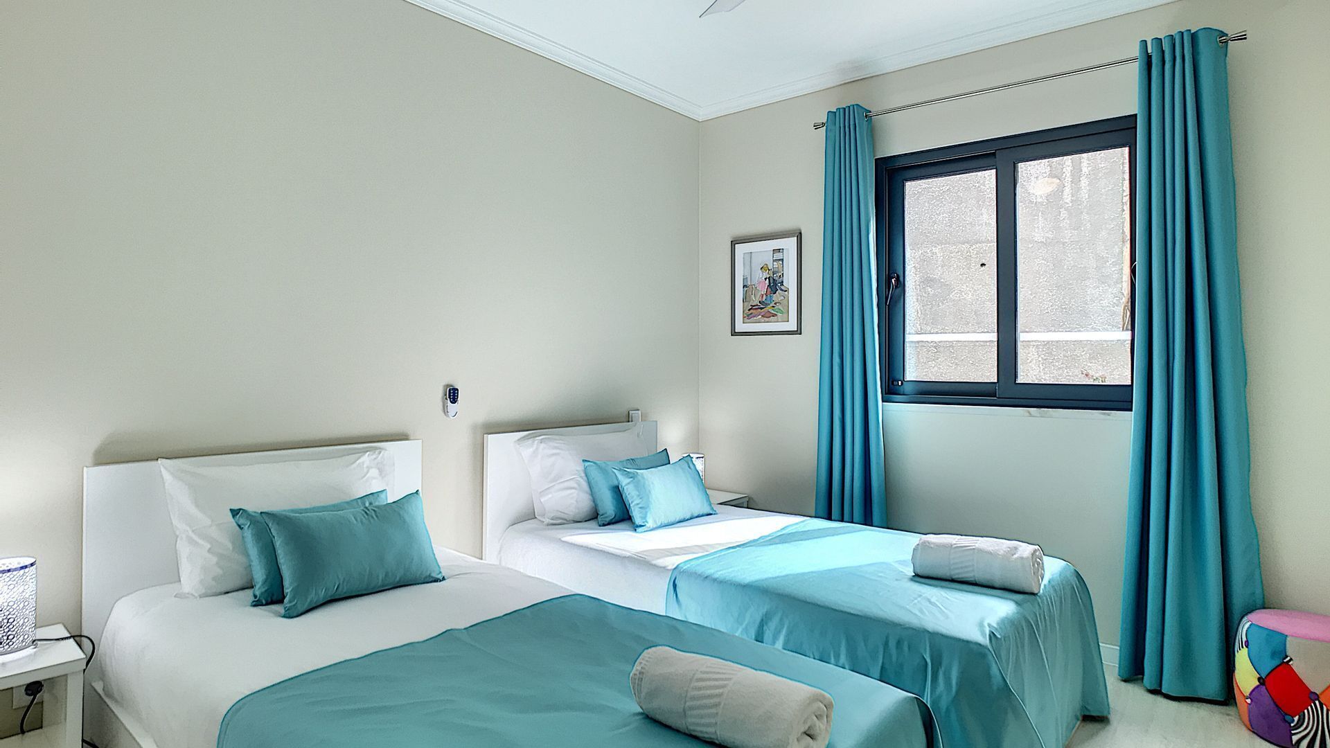 3 bedrooms, iron/ironing board, travel cot, free WiFi