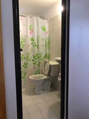 Single Room | Bathroom