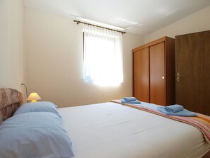 1 habitación y acceso a internet