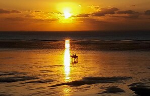 Plage à proximité, pêche sur place