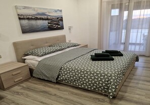 1 bedroom, WiFi, bed sheets - PROMOTION Holiday home Mareluna, studio apartment in the center of Agerola (agerola)