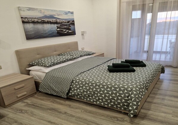 1 bedroom, WiFi, bed sheets