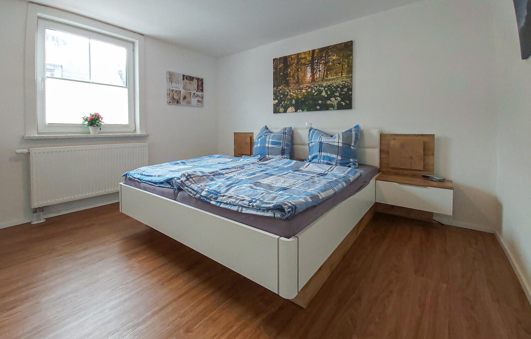 3 bedrooms, travel cot, free WiFi