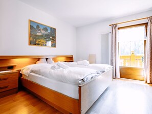 2 habitaciones, wifi gratis y ropa de cama 