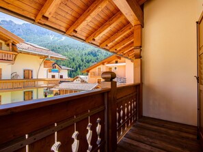 Property grounds - Lovely apartment for 4 people with WIFI, TV and balcony (Soraga)