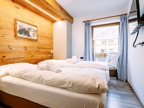 2 quartos, Wi-Fi de cortesia, roupa de cama