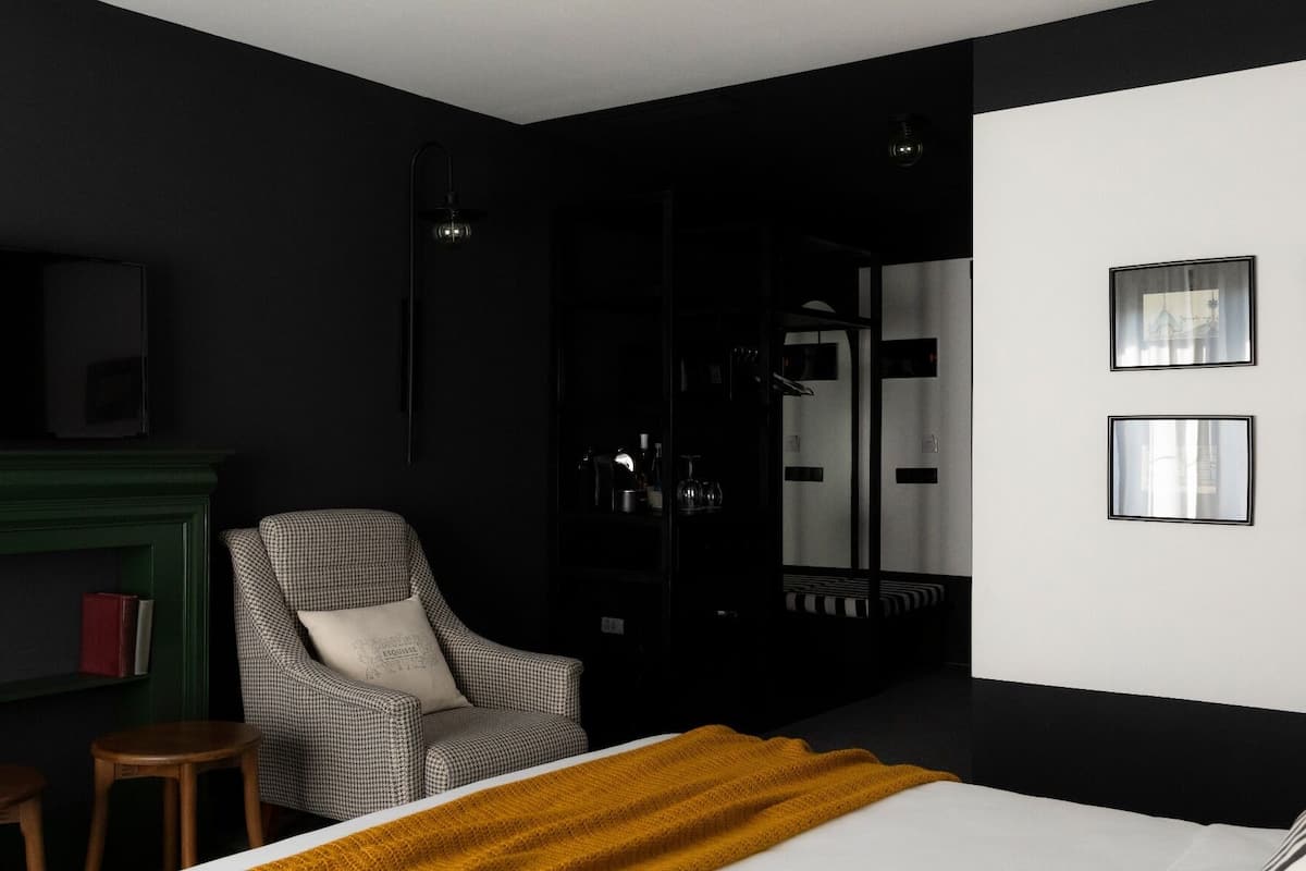 Deluxe dubbelrum | 1 sovrum, sÀngtillbehör av högsta kvalitet och Select Comfort-madrasser
