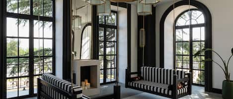 Sala de estar en el lobby
