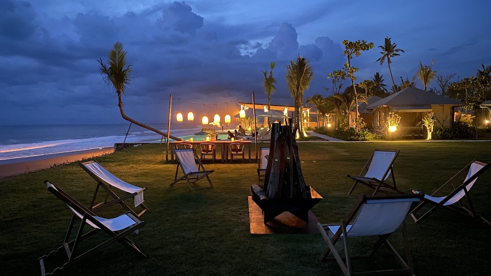 Bali Beach Glamping by null