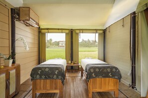 Behandlungsräume für Paare, Körperbehandlungen, Warmsteinmassagen