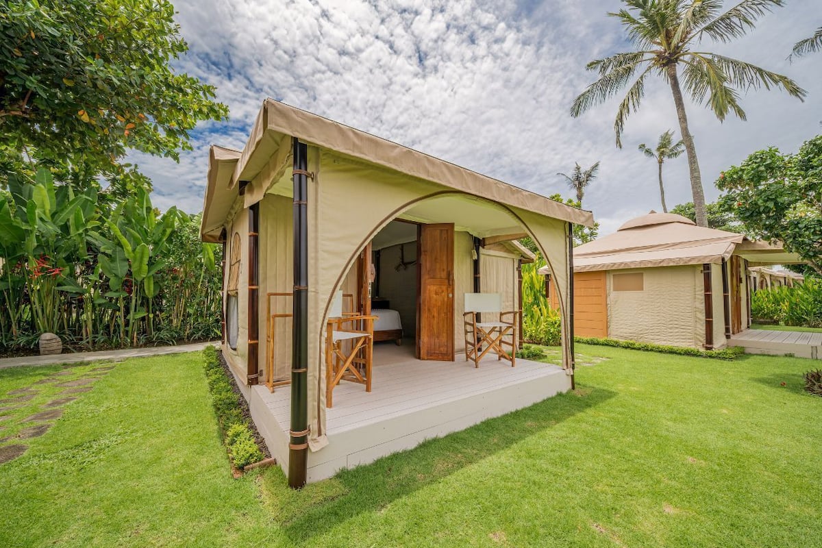 Outpost | Pillowtop beds, in-room safe, blackout drapes, iron/ironing board