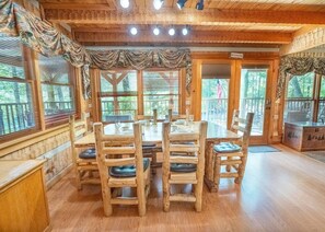 Kabin, 3 kamar tidur | Tempat makan