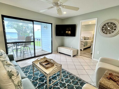 Bayview 82 2 Bedroom Condo by RedAwning