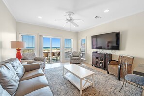Smart TV, DVD player - Holiday Summer Sale! Sundancer, West. Beachfront 5BR Pool! PERFECT location. 😎 (Gulf Shores)