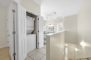 Interior - Holiday Summer Sale! Sundancer, West. Beachfront 5BR Pool! PERFECT location. 😎 (Gulf Shores)