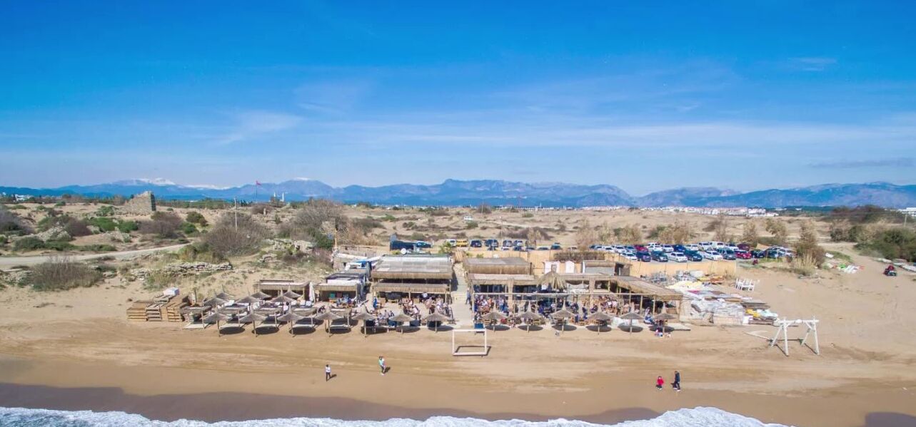 private beach nearby, free beach shuttle, beach umbrellas, beach towels