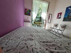 2 makuuhuonetta, tallelokero huoneessa, ilmainen Wi-Fi