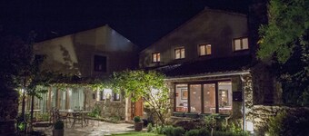 La Casa Vieja - Charming Country House with private pool & garden :)