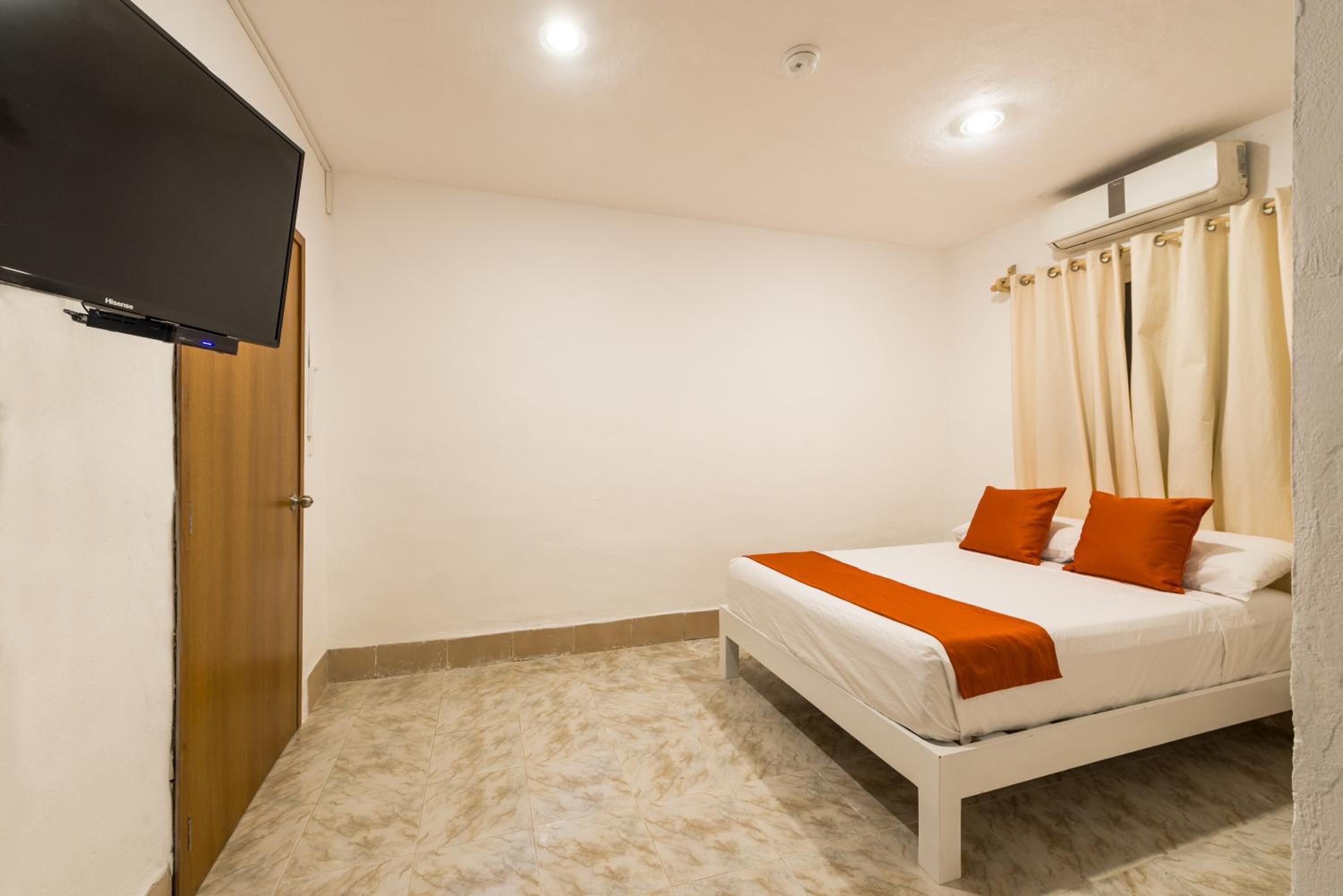 Photo - Hotel Caracol Puerto Morelos