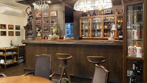 Lobby - SHIROGANE FREE HARBOUR HOTEL (Biei)