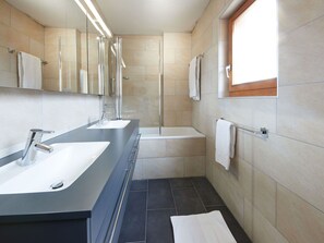 Bathroom - Nice apartment for 12 guests with WIFI and terrace (Les Collons)