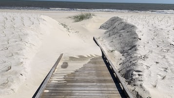 Am Strand, Liegestühle