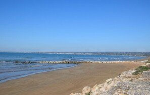 Plage à proximité, pêche sur place