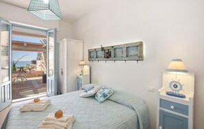 5 bedrooms, in-room safe, travel crib, free WiFi