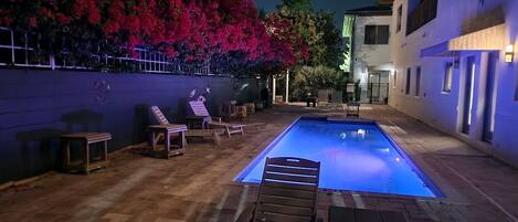 Piscine extérieure, piscine chauffée