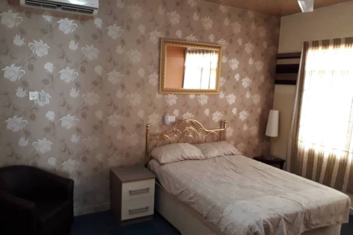 Desk, iron/ironing board, free WiFi, bed sheets