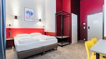 Room | Kalis bunyi, Wi-fi percuma, cadar katil