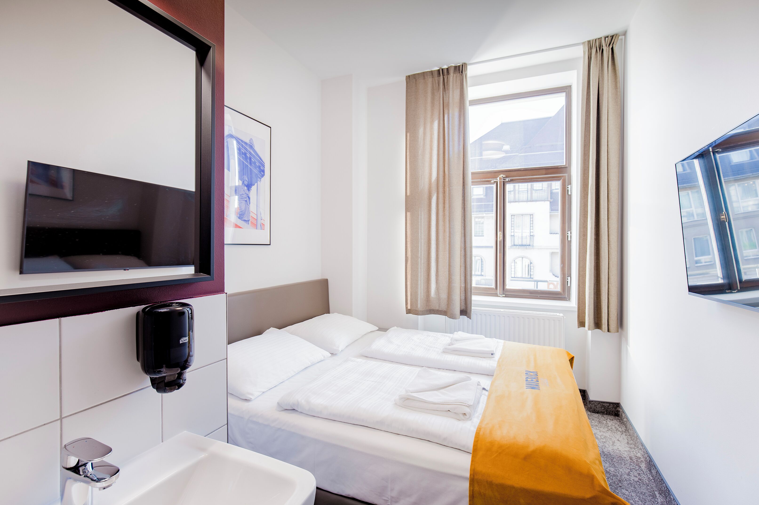 Foto - Maverick Athenaeum