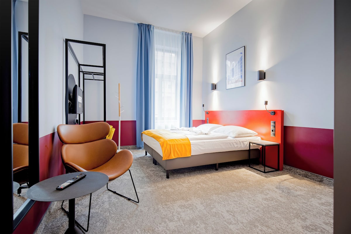 Economy vierpersoonskamer | Geluiddichte muren, gratis wifi, beddengoed