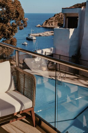 View from property - Zane Grey Pueblo Hotel (Avalon)