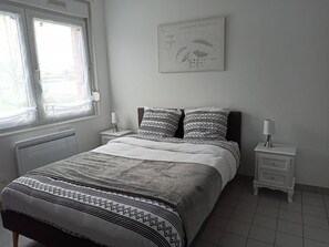 1 bedroom, iron/ironing board, free WiFi, bed sheets - Easels I, University / Louvre / Bollaert (Lens)