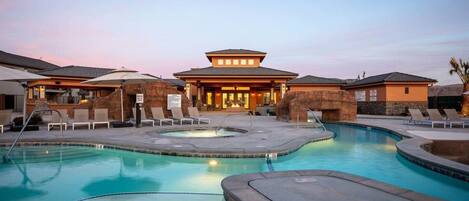 Piscina externa, piscina aquecida