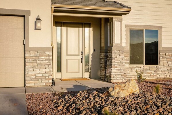 Exterior detail - Zion Village PLAYcation 1 Across from Club House (Hurricane)