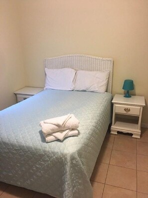 2 多间卧室、WiFi、床单